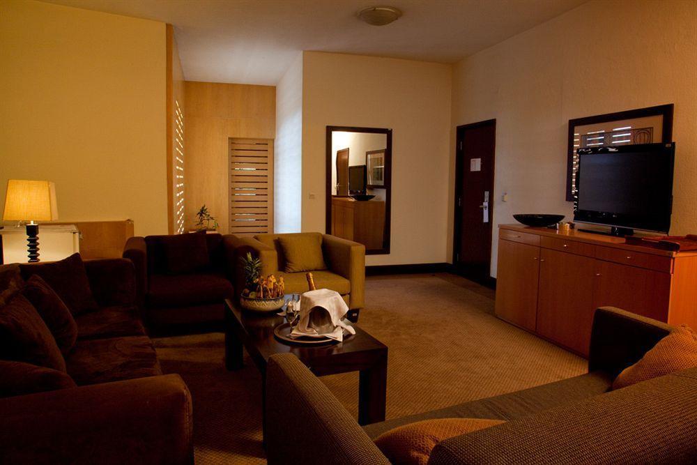 Marasa Umubano Hotel Kigali Esterno foto